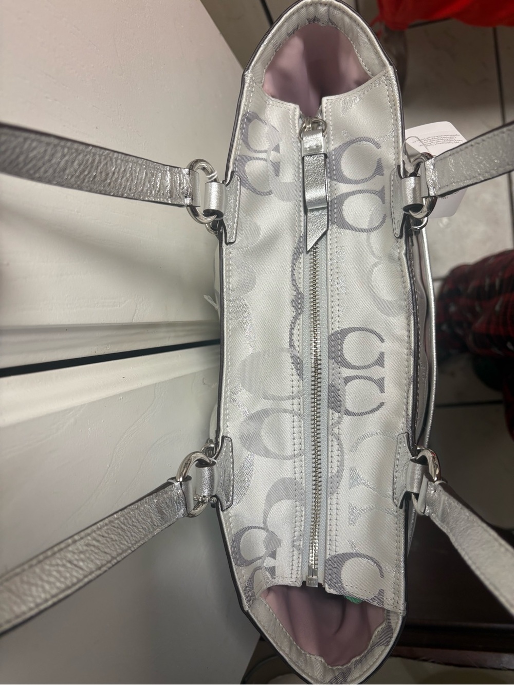 Authentic coach gallery optic signature tote with metallic leather trim - Picture 4 of 9